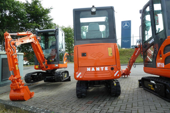 Nante Minibagger NT18 1,8to Bagger mit Verstellfahrwerk