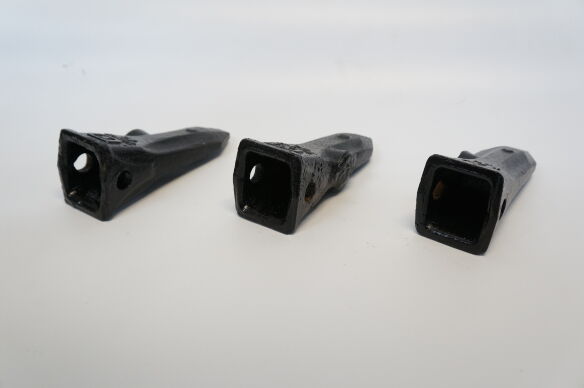 Delta-Competent 3 x 1U3202-RC Baggerzahn Cat-System J200