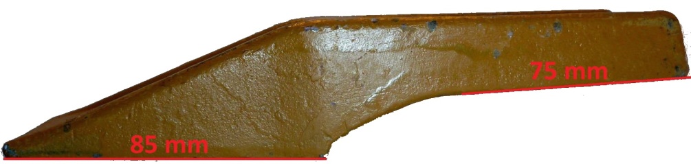 8x Schaufelzähne – Flach- Und Gabelzahn Zum Anschrauben, Lochabstand 40–45 Mm, Für Bagger 8x Schaufelzähne – Flach- Und Gabelzahn Zum Anschrauben, Lochabstand 40–45 Mm, Für Bagger