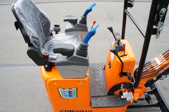 Lonking Minibagger CDM6010