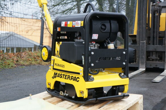 MASTERPAC Masterpac Rüttelplatte PCR4025A mit HATZ Diesel reversierbar