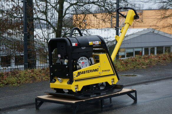 MASTERPAC Masterpac Rüttelplatte PCR6550A mit HATZ Diesel reversierbar