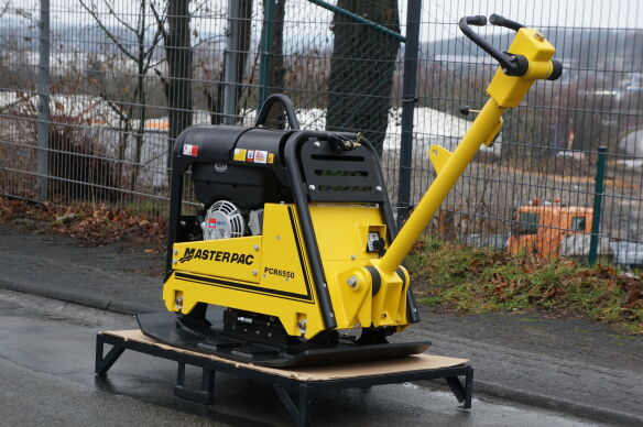 MASTERPAC Masterpac Rüttelplatte PCR6550A mit HATZ Diesel reversierbar