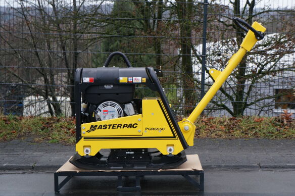 MASTERPAC Masterpac Rüttelplatte PCR6550A mit HATZ Diesel reversierbar