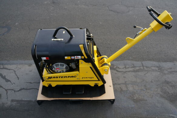 MASTERPAC Masterpac Rüttelplatte PCR7060 mit HATZ Diesel reversierbar