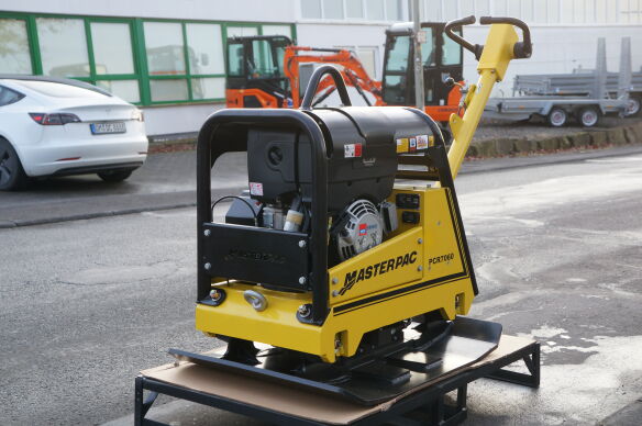 MASTERPAC Masterpac Rüttelplatte PCR7060 mit HATZ Diesel reversierbar