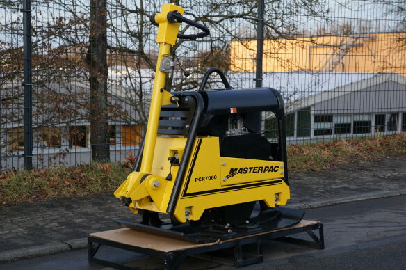 MASTERPAC Masterpac Rüttelplatte PCR7060 mit HATZ Diesel reversierbar